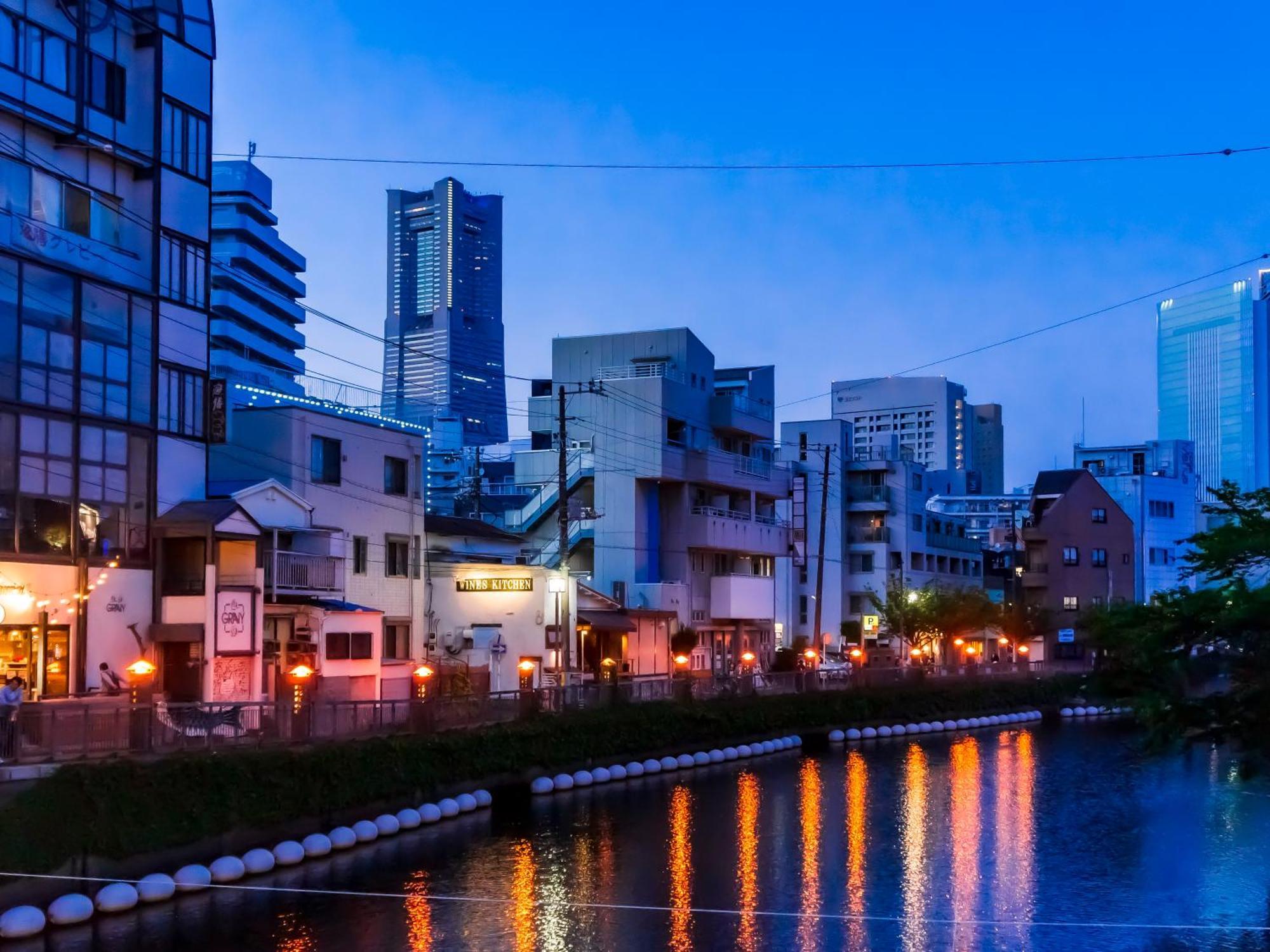 Apa Hotel Yokohama Kannai Exterior photo